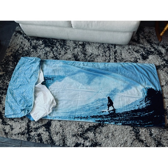 🌊 Surf Beach/Towel with Pillow Bag - Picture 6 of 6